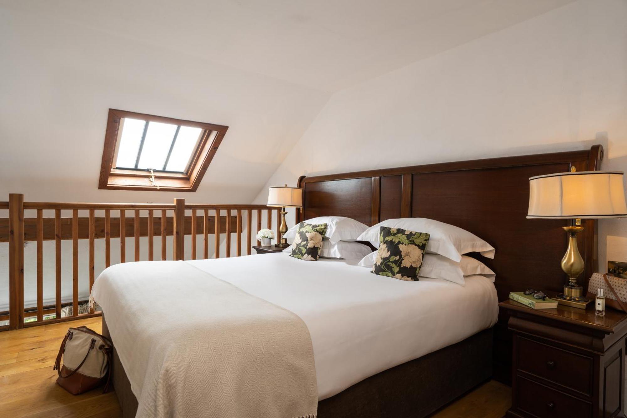 Bushmills Inn Hotel & Restaurant ภายนอก รูปภาพ