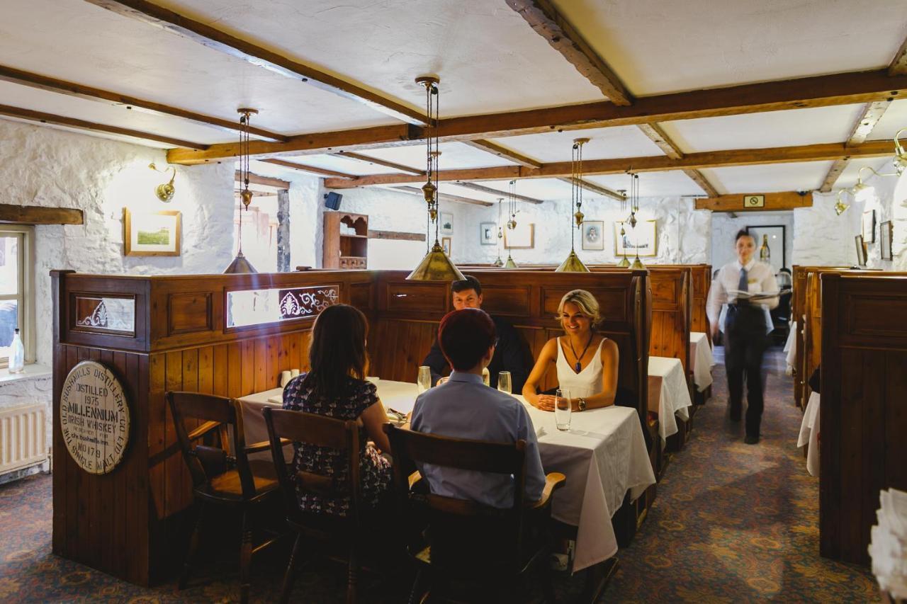 Bushmills Inn Hotel & Restaurant ภายนอก รูปภาพ