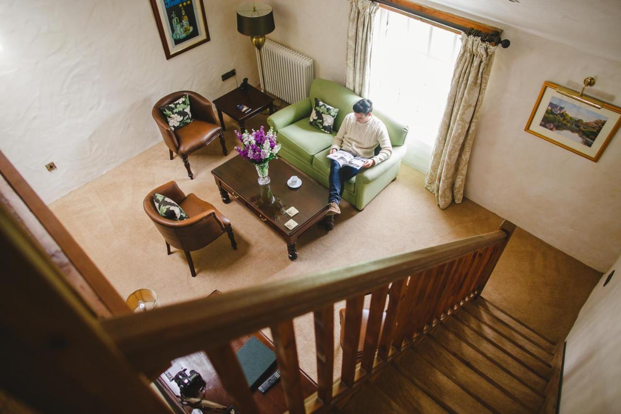 Bushmills Inn Hotel & Restaurant ภายนอก รูปภาพ